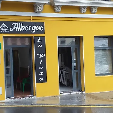 La Plaza Хостел Тинео